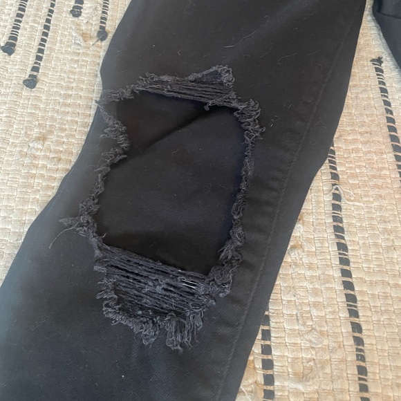 721 High Rise Skinny Levis - Picture 6 of 8